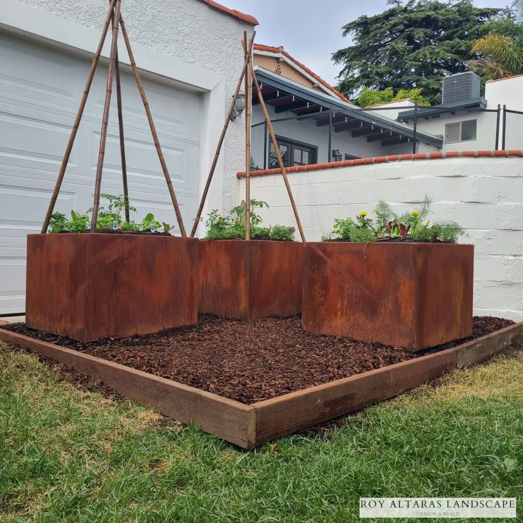 How to Determine the Best Material for Your Outdoor Planter Boxes - Plantercraft